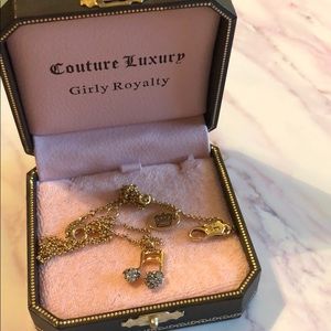 A Juicy Couture choir note necklace